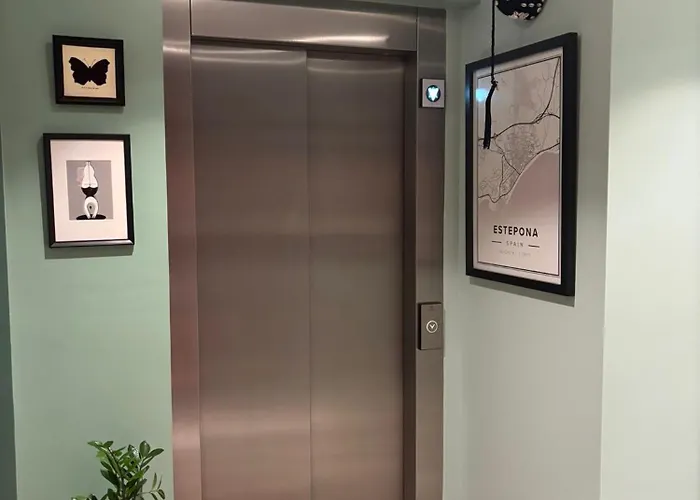 Zazz Apart Otel Estepona